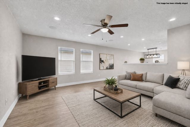 124 Sandlewood Drive, Terrell, TX 75160