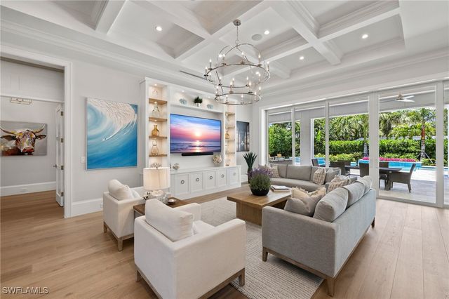 2989 Regatta RD, Naples, FL 34103