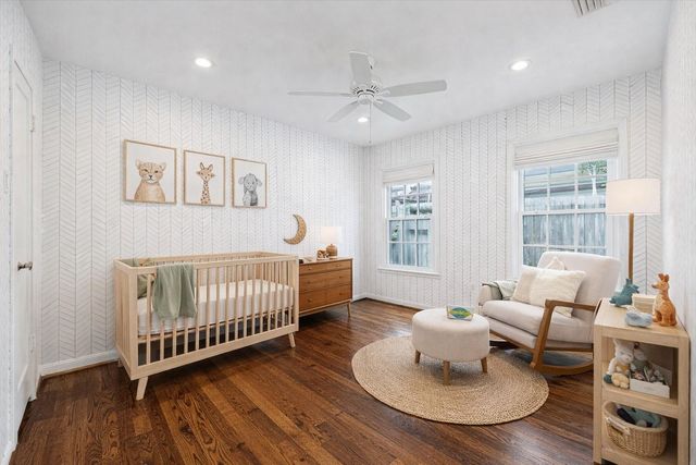 2820 Rice Boulevard, West University Place, TX 77005