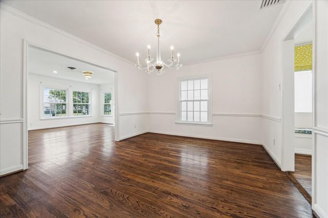 2820 Rice Boulevard, West University Place, TX 77005