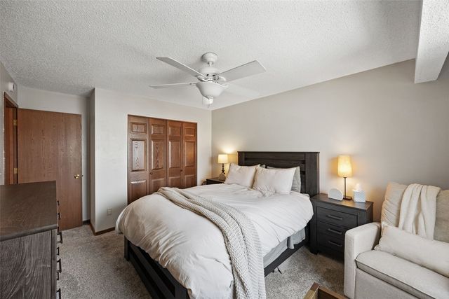 25 Lincoln Ave 15, Iowa City, IA 52246