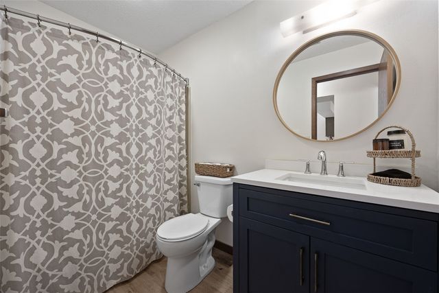 25 Lincoln Ave 15, Iowa City, IA 52246