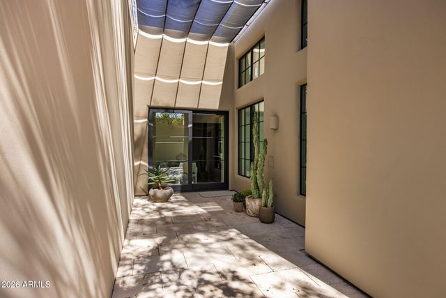 6711 E CAMELBACK Road 34, Scottsdale, AZ 85251