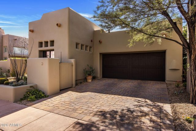 6711 E CAMELBACK Road 34, Scottsdale, AZ 85251