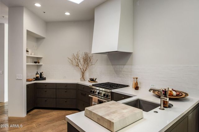 6711 E CAMELBACK Road 34, Scottsdale, AZ 85251