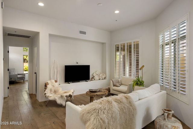 6711 E CAMELBACK Road 34, Scottsdale, AZ 85251