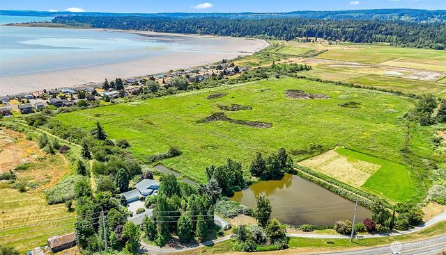 828 State Highway 532, Camano Island, WA 98282