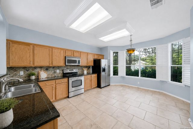 8843 Imperial Cross, Helotes, TX 78023
