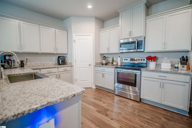 207 Phillips Avenue, Easley, SC 29640