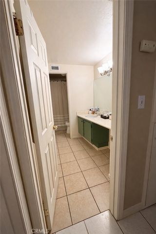 2410 N Justin, Simi Valley, CA 93065