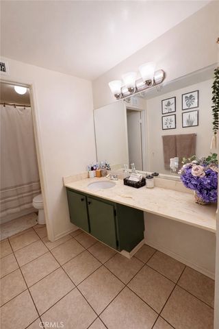 2410 N Justin, Simi Valley, CA 93065
