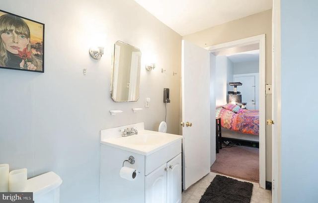 230 HERMITAGE ST, Philadelphia, PA 19127
