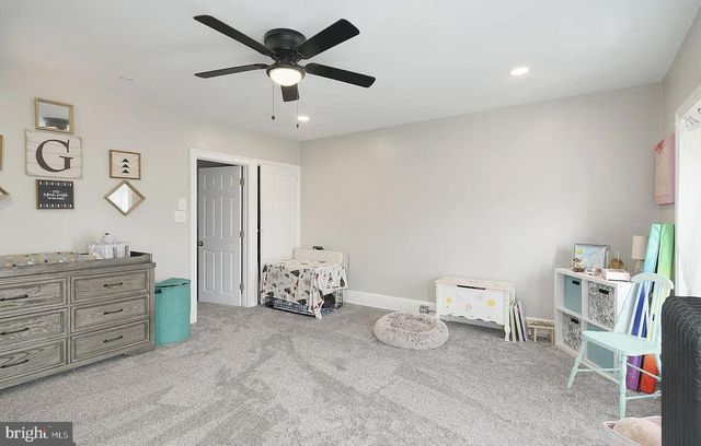 230 HERMITAGE ST, Philadelphia, PA 19127