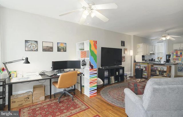 230 HERMITAGE ST, Philadelphia, PA 19127