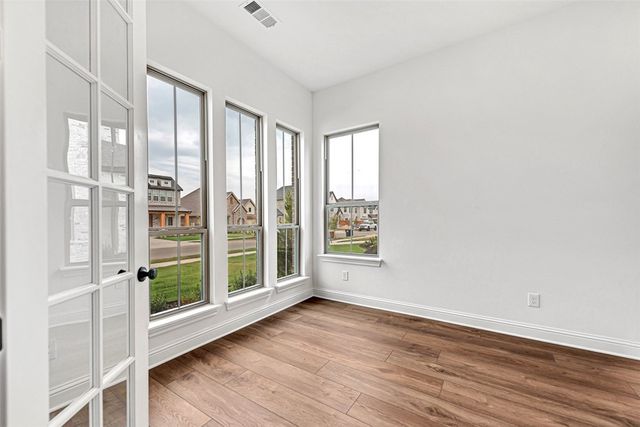 3005 S 14th Street, Rogers, AR 72758