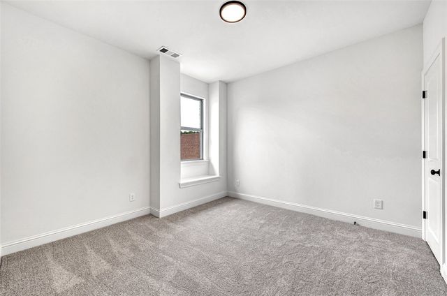 3005 S 14th Street, Rogers, AR 72758