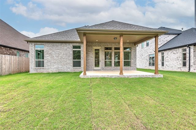 3005 S 14th Street, Rogers, AR 72758