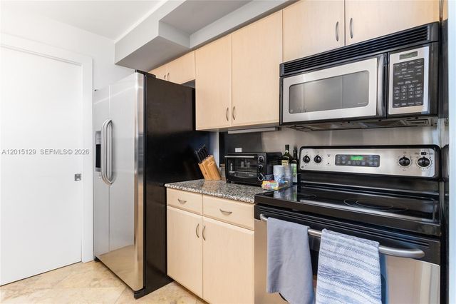 6917 Collins Ave L-103, Miami Beach, FL 33141