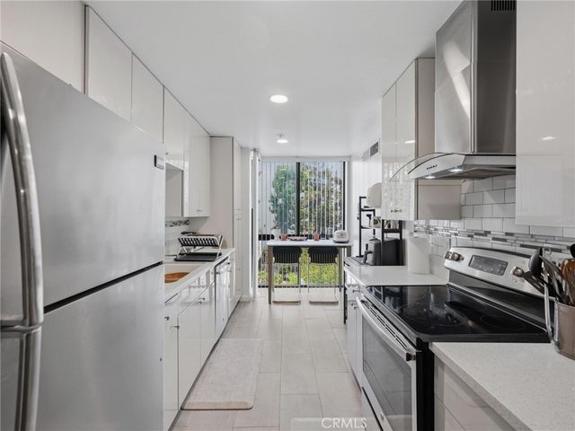 222 S Central Avenue 200, Los Angeles, CA 90012