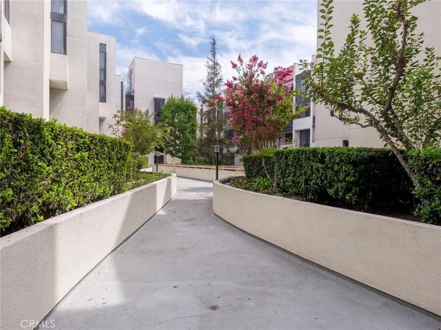 222 S Central Avenue 200, Los Angeles, CA 90012