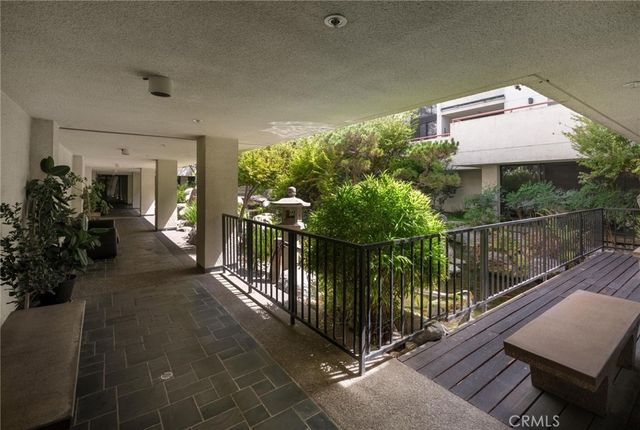 222 S Central Avenue 200, Los Angeles, CA 90012