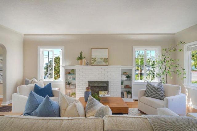 403 S Horne Street, Oceanside, CA 92054