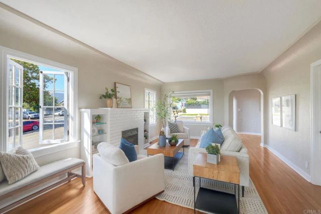 403 S Horne Street, Oceanside, CA 92054