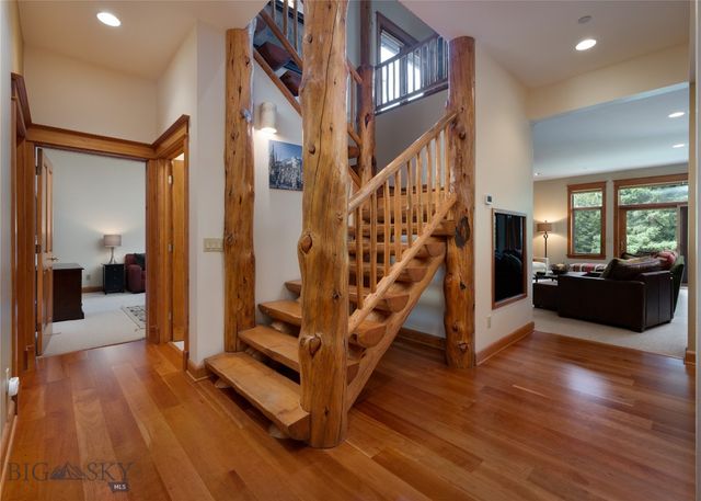 250 Pete's Way, Gallatin Gateway, MT 59730