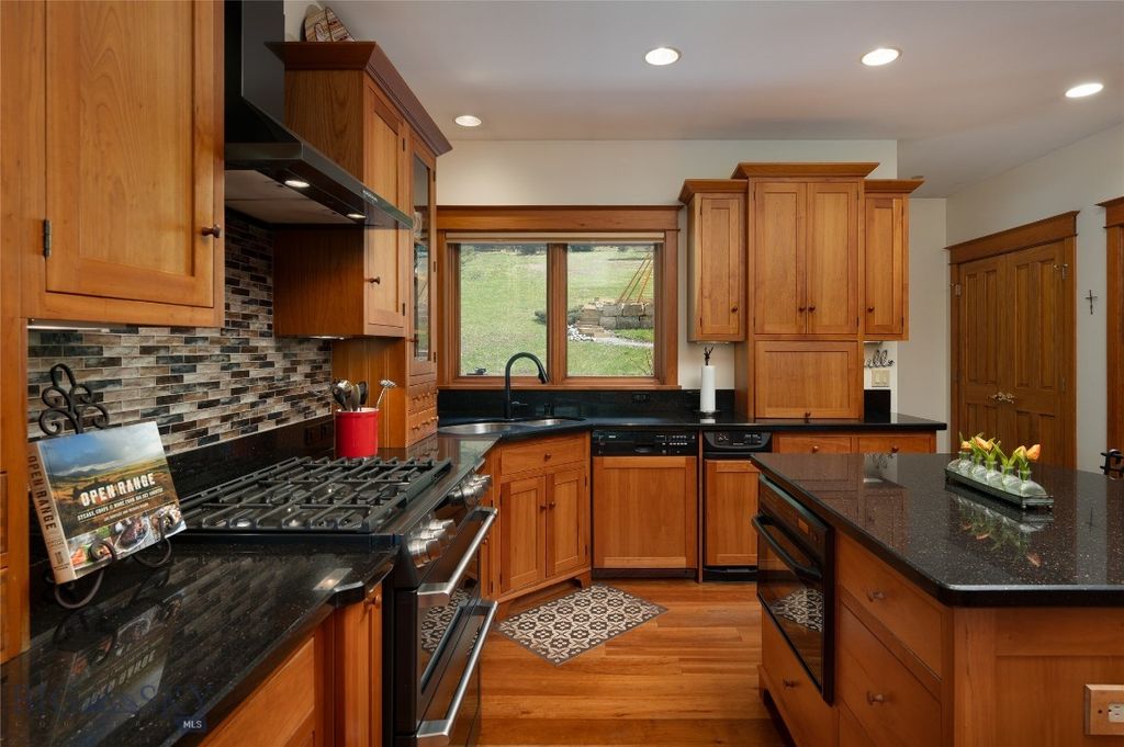 250 Pete's Way, Big Sky, MT 59730 photo 23