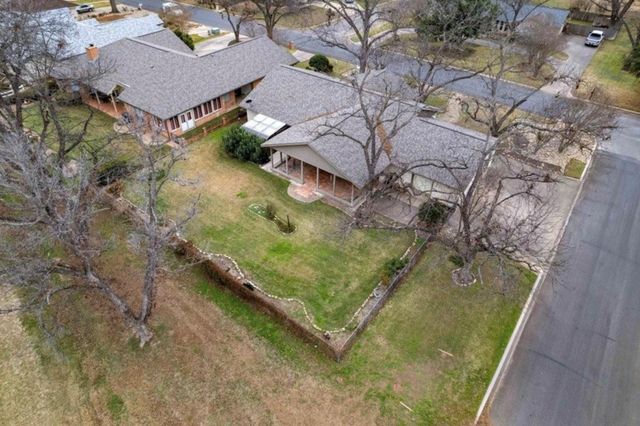 318 Columbine ST, Marble Falls, TX 78654