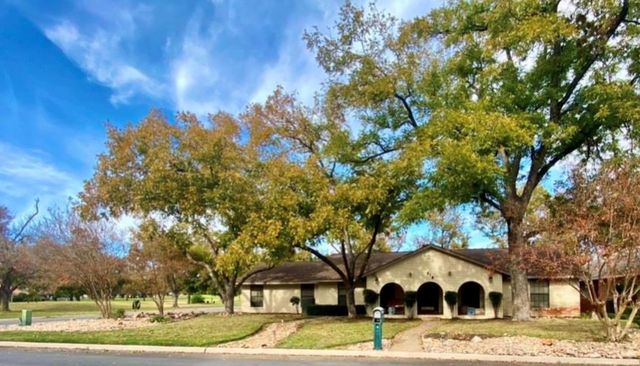318 Columbine ST, Marble Falls, TX 78654
