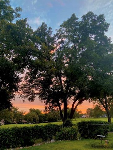 318 Columbine ST, Marble Falls, TX 78654