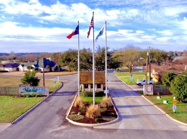 318 Columbine ST, Marble Falls, TX 78654