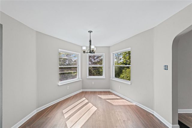 617 Argonne Blvd, Ellwood City, PA 16117