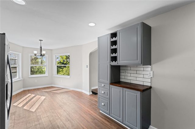 617 Argonne Blvd, Ellwood City, PA 16117