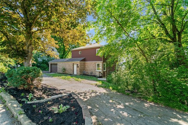 617 Argonne Blvd, Ellwood City, PA 16117