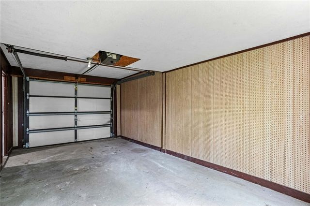 617 Argonne Blvd, Ellwood City, PA 16117