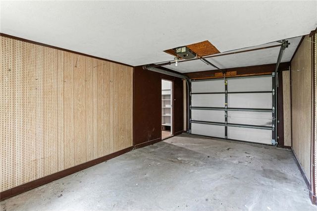 617 Argonne Blvd, Ellwood City, PA 16117