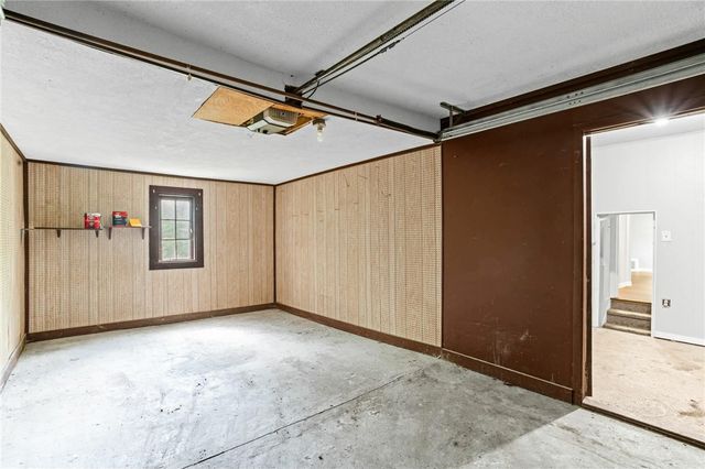 617 Argonne Blvd, Ellwood City, PA 16117