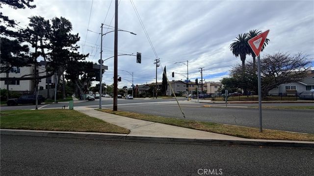 110 E Hillcrest, Inglewood, CA 90301