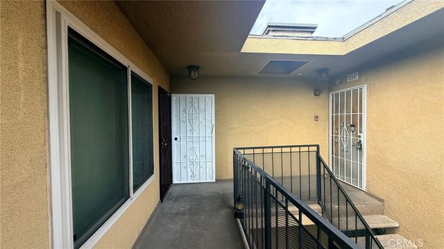110 E Hillcrest, Inglewood, CA 90301