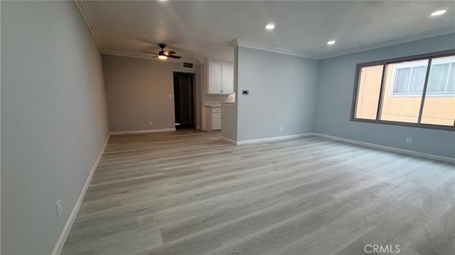 110 E Hillcrest, Inglewood, CA 90301