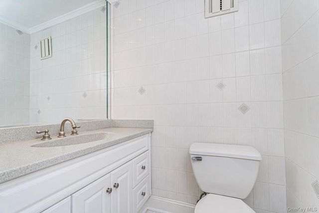 10 Bay Street Landing 8D, Staten Island, NY 10301