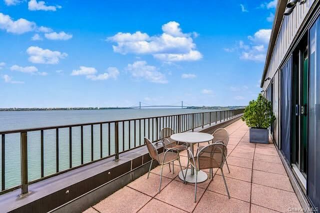 10 Bay Street Landing 8D, Staten Island, NY 10301