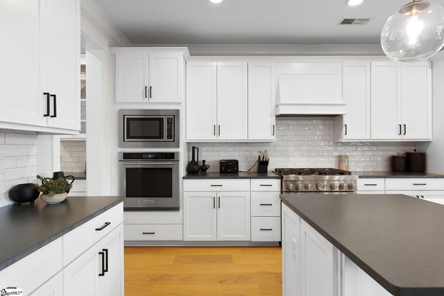 517 Tallman Drive, Fountain Inn, SC 29644