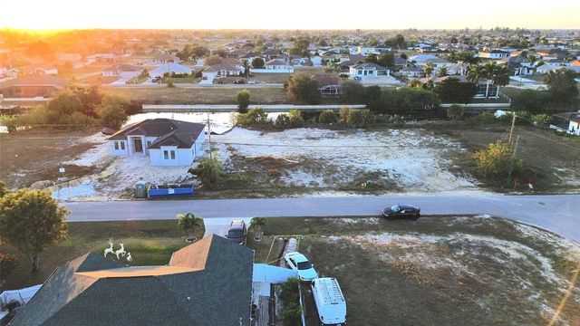 1314 NE 6TH AVENUE, Cape Coral, FL 33909