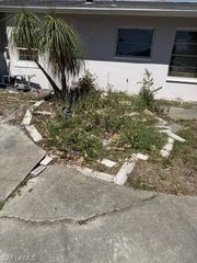 4825 AZTEC CIR, Naples, FL 34112