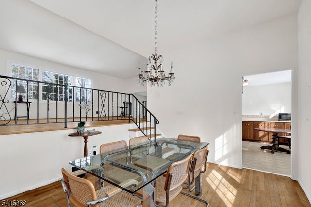 5 Forest Dr, Long Hill Twp., NJ 07980