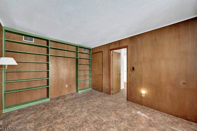 5 Forest Dr, Long Hill Twp., NJ 07980