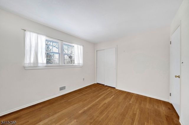 5 Forest Dr, Long Hill Twp., NJ 07980